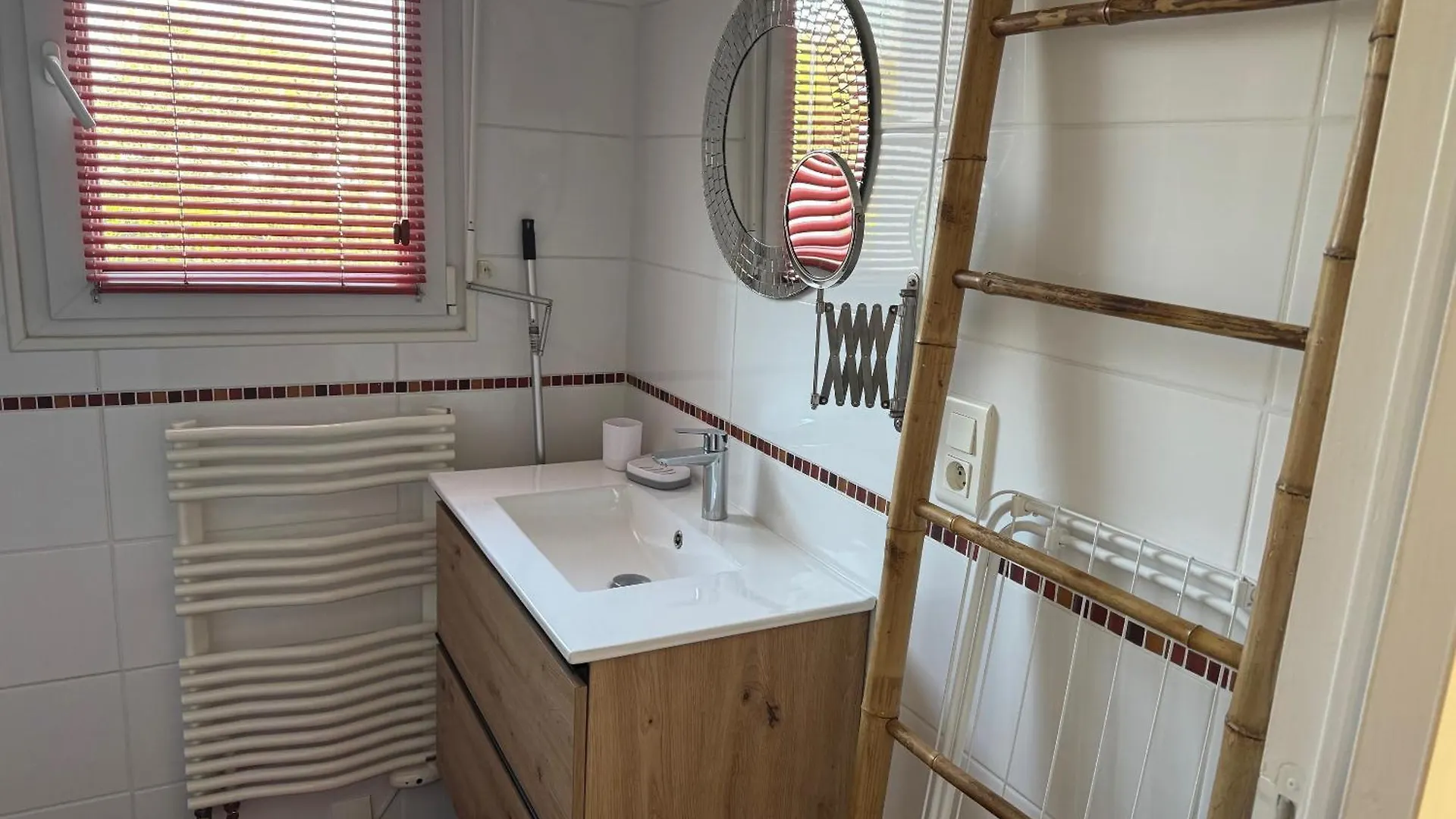Studio Vue Sur Jardin A 3 Mn En Voiture De La Mer Fouesnant Vakantiehuis
