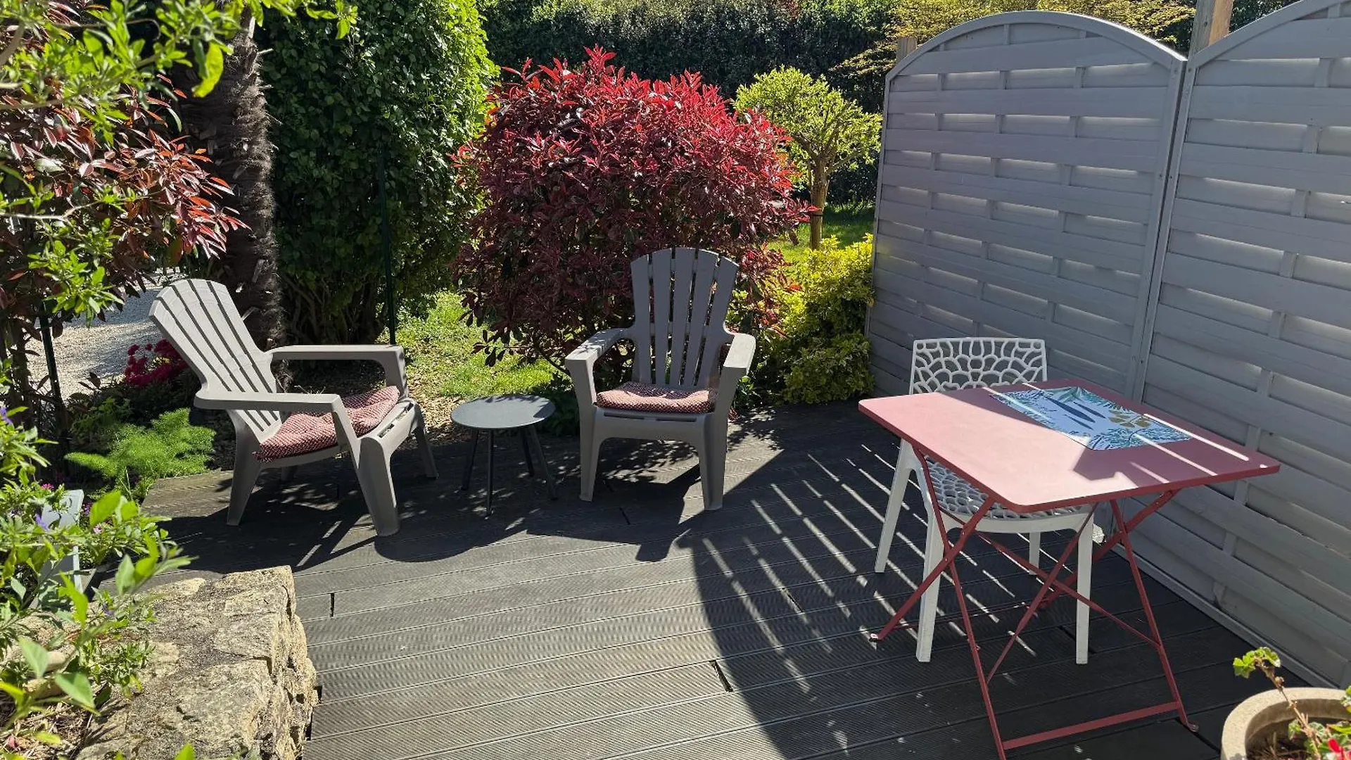 Studio Vue Sur Jardin A 3 Mn En Voiture De La Mer Fouesnant Vakantiehuis